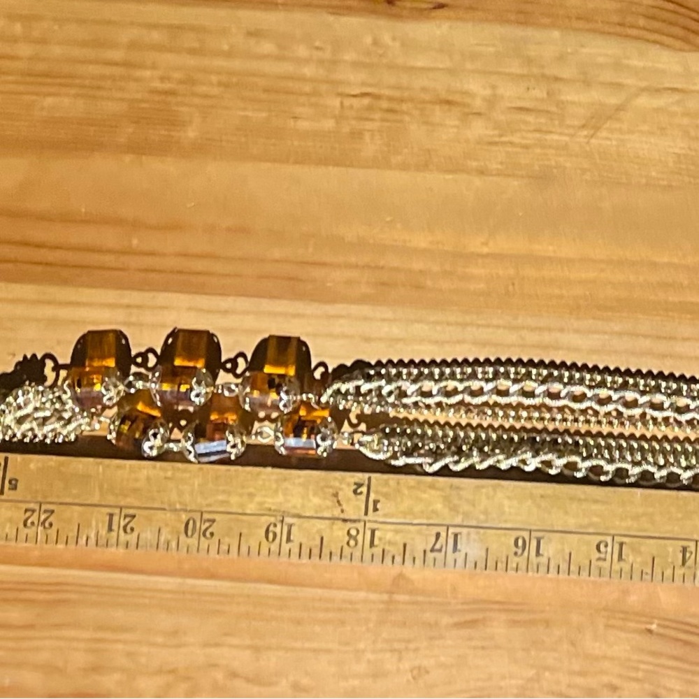 Gold necklace with amber beads